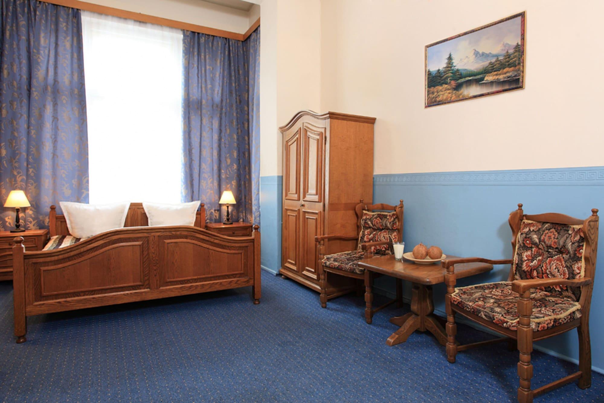 Hotel-Pension Cortina Berlijn Buitenkant foto